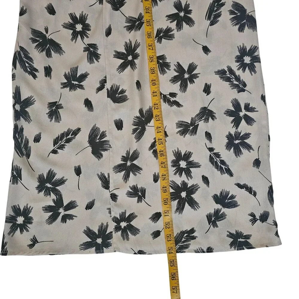 n/t Women's Beige & Black Floral Elastic Waist V-Neckline Maxi Dress Size Small - Picture 11 of 13